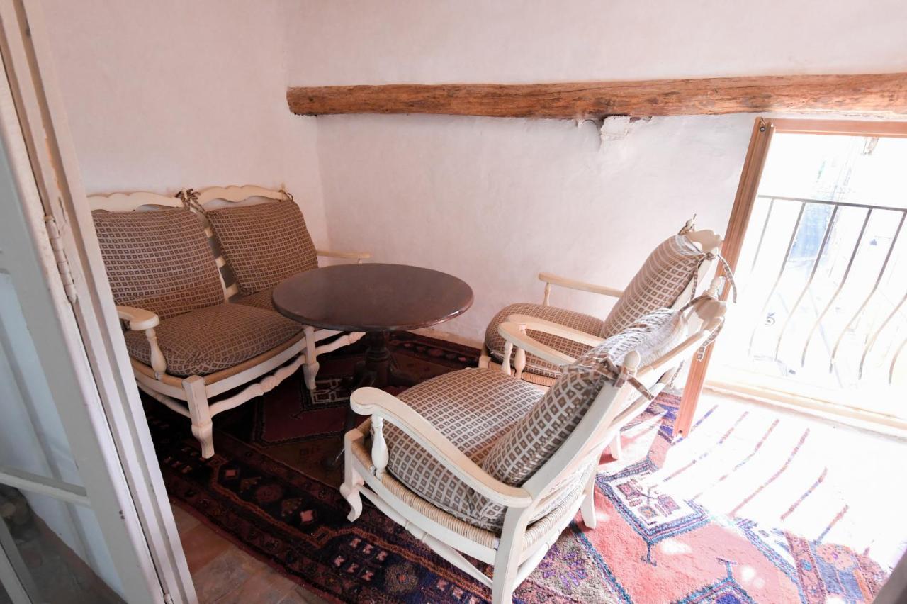 La Cachette Du Comte Bed & Breakfast Montfort-sur-Argens Luaran gambar